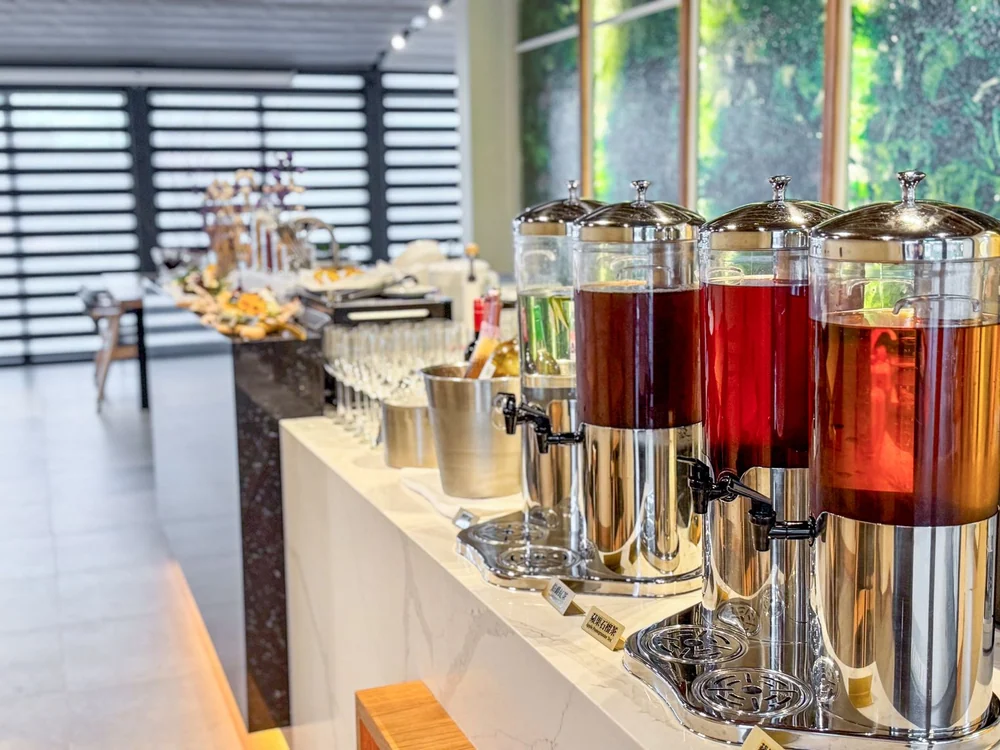 Teas, juices and a buffet counter at the Herb Villa Café drinks bar